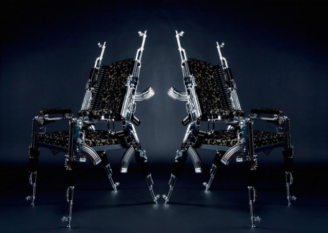Stühle aus je 6 Stk. AK47 Design Rainer Weber